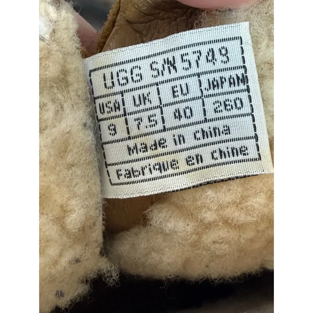 UGG Gaviota Suede Fringe Ankle Boots Womens Size 9 Brown Style 5749 - Picture 11 of 12